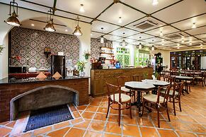 Woo Gallery and Boutique Hotel