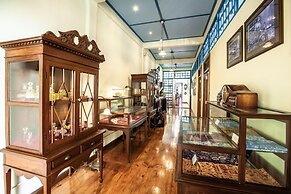 Woo Gallery and Boutique Hotel