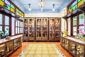 Woo Gallery and Boutique Hotel