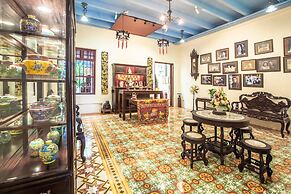 Woo Gallery and Boutique Hotel