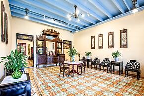 Woo Gallery and Boutique Hotel