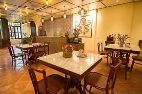 Woo Gallery and Boutique Hotel