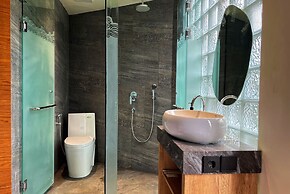 Villa 4-BR Klub Bunga No. 8 Batu Malang