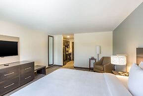 MainStay Suites Logan Ohio-Hocking Hills