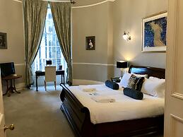 Escape To Edinburgh @ Albyn Place