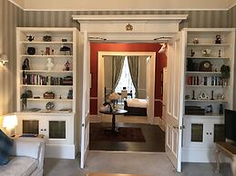 Escape To Edinburgh @ Albyn Place