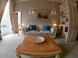 Escape To Edinburgh @ Albyn Place