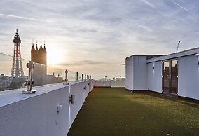 Winter Gardens Service Apartments 2