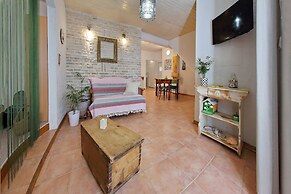 Old Town Rooms - Koludraska Street