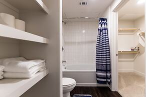 Urbanlights at Legacy West