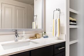 Urbanlights at Legacy West