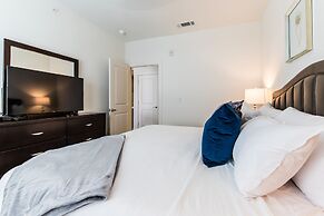 Urbanlights at Legacy West