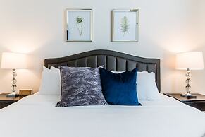 Urbanlights at Legacy West