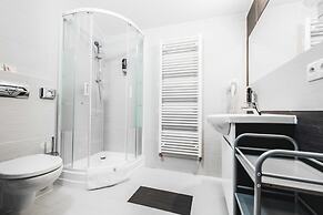 BOUTIQUE HOTEL11 with rooftop SPA