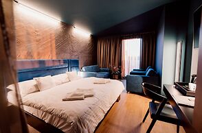 BOUTIQUE HOTEL11 with rooftop SPA