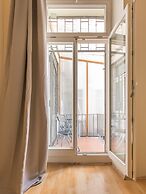 Premier Apartment near Museum