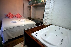 Chácara Andó Bed & Breakfast