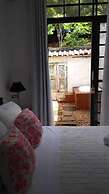 Chácara Andó Bed & Breakfast
