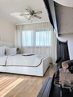 Apartmenthaus am Rhein