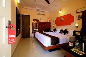 Eminence - Palm Residency