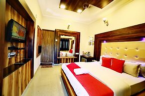 Eminence - Palm Residency