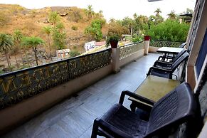 Eminence - Palm Residency