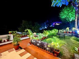 Eminence - Palm Residency