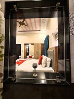 Eminence - Palm Residency