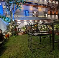 Eminence - Palm Residency