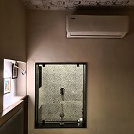 Eminence - Palm Residency