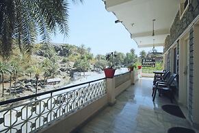 Eminence - Palm Residency