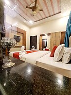 Eminence - Palm Residency