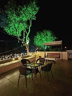 Eminence - Palm Residency