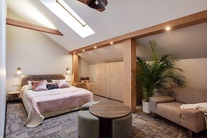 Old Town Trio Apartments