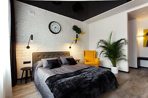 Old Town Trio Apartments