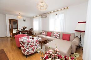 Apartments Villa Castello