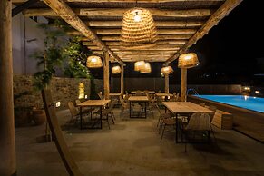 Anemoessa Luxury Villas