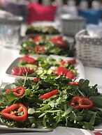 Aliya Konak - Köy Evi ve Lezzetleri