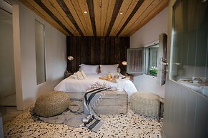 Opora Country Living