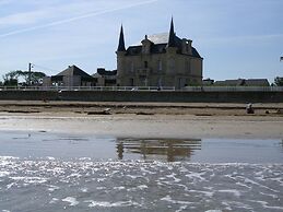 Le Manoir des Tourelles