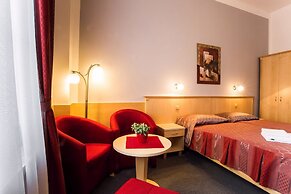 Lázeňský hotel Sadový Pramen