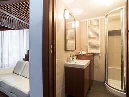 Trevi Fountain - Lovely Loft Apartment