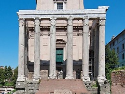 Trevi Fountain - Lovely Loft Apartment