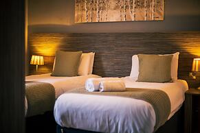 The Three Horseshoes