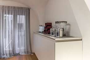 Santo Stefano Suites