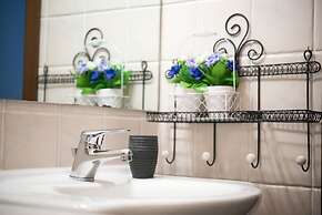 Studio Hosts 2 Via San Gervasio Flat in Bo