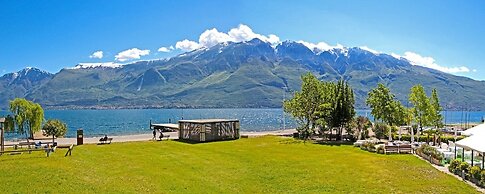 Holideal Campione Beach House