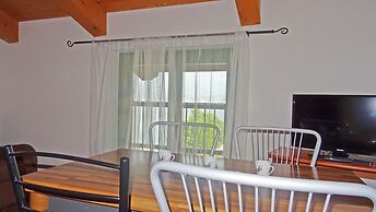 Holideal Campione Bed & Surf