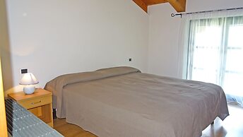 Holideal Campione Bed & Surf