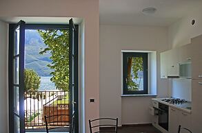 Holideal Campione Bed & Surf